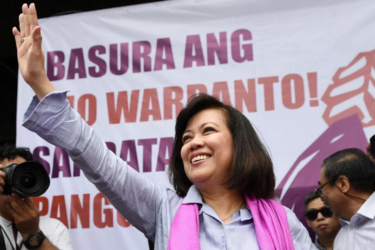 Sereno: a ex-presidente da Suprema Corte das Filipinas sempre criticou a política de drogas de Duterte (Dondi Tawatao/Reuters)