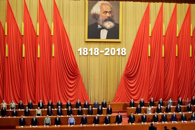 Em bicentenário de Marx, Xi Jinping o classifica como "guia da humanidade"