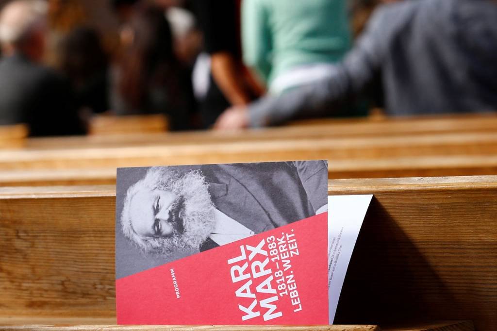 Economistas divergem sobre releitura de pensamento marxista no século XXI