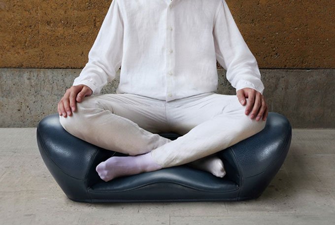 Designer cria assento ideal para quem gosta de meditação
