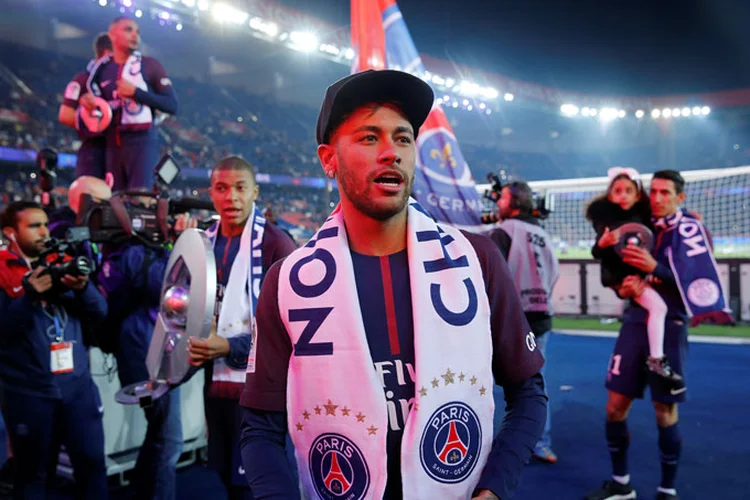 Neymar: "Neymar está cansado destes rumores sobre seu futuro", diz presidente do PSG (Pascal Rossignol/Reuters)