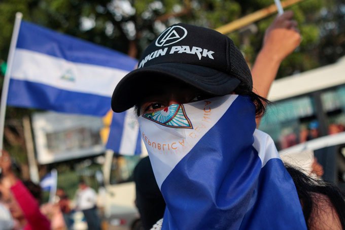 Universitários sofrem intoxicação durante manifestação na Nicarágua