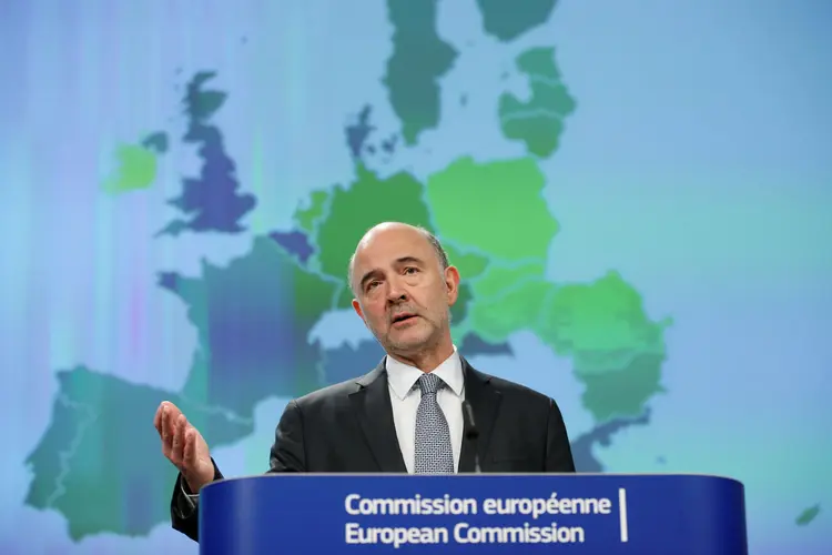 Pierre Moscovici (arquivo): "Não há tempo a perder e estamos aqui para ajudar com a campanha de informação", disse o Comissário para Assuntos Econômicos e Financeiros da União Europeia (REUTERS/Francois Lenoir/Reuters)