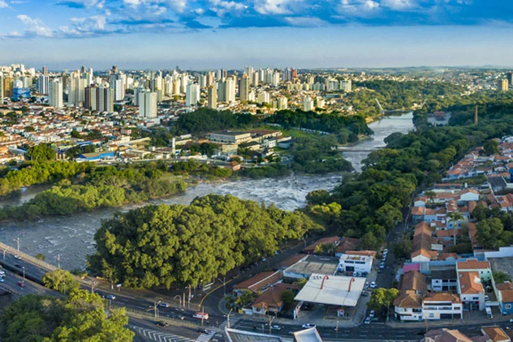 Piracicaba: o tiroteio levou pânico aos moradores de edifícios próximos e deixou marcas em prédios da região (Secretaria de Turismo de Piracicaba/Divulgação)