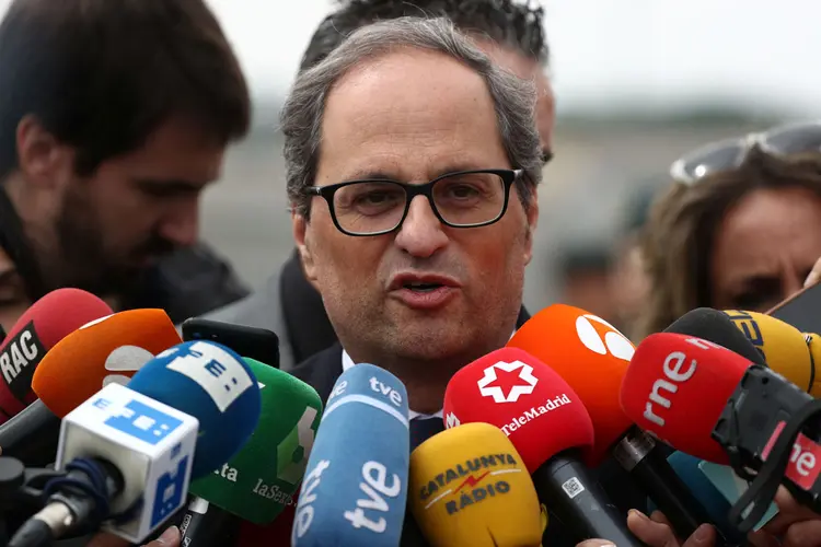 CATALUNHA: novo líder do Parlamento, o separatista Quim Torra, recebeu o apoio do ex-líder, Carles Puigdemont (Sergio Perez/Reuters)