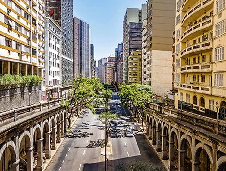 Porto Alegre: depois de uma queda de 50% nas vendas de imóveis em abril de 2020, o volume de negociações voltou a patamares pré-pandemia (Diego Grandi/Alamy//Fotoarena)