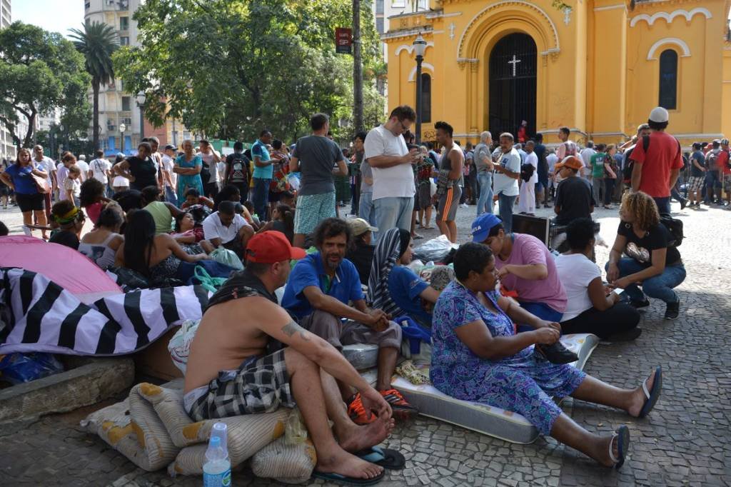 Largo do Paissandu: prédio, que desabou no dia 1º de maio matando seis pessoas, era ocupado por 279 famílias (Rovena Rosa/Agência Brasil)