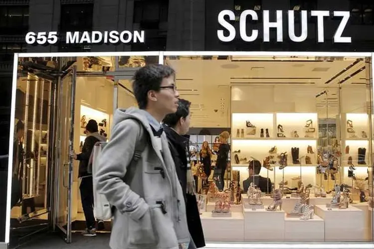 Loja de calçados Schutz, da Arezzo, em Nova York, Estados Unidos  (Brendan McDermid/Reuters)