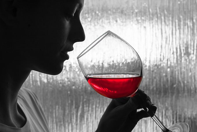 Mulheres são melhores degustadoras de vinhos, sugere pesquisa