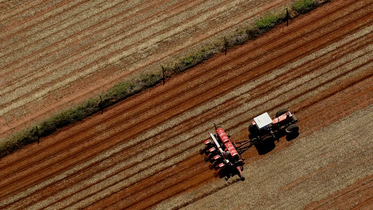 Trator: protestos também forçaram abandonar qualquer expectativa de um acordo comercial entre a UE e o Mercosul (Reinaldo Canato/VEJA)