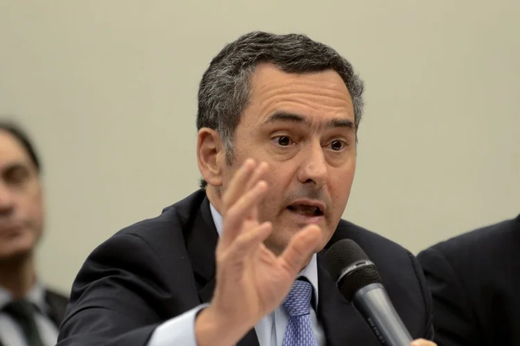 Eduardo Guardia: ministro disse que liquidar as distribuidoras da Eletrobras "terá um custo enorme, que inclusive pode virar um problema fiscal" (Wilson Dias/Agência Brasil)