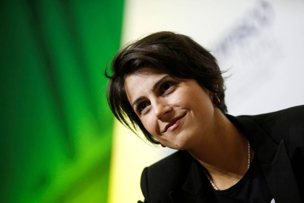 Manuela D'Ávila intermediou contato entre hacker e Greenwald