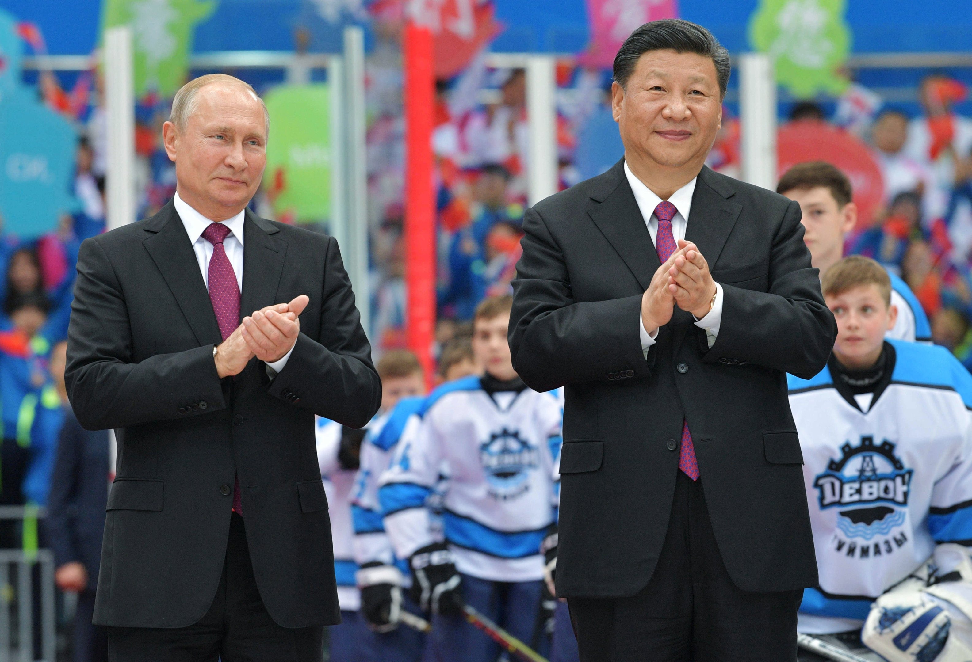 Rússia construirá quatro reatores nucleares na China
