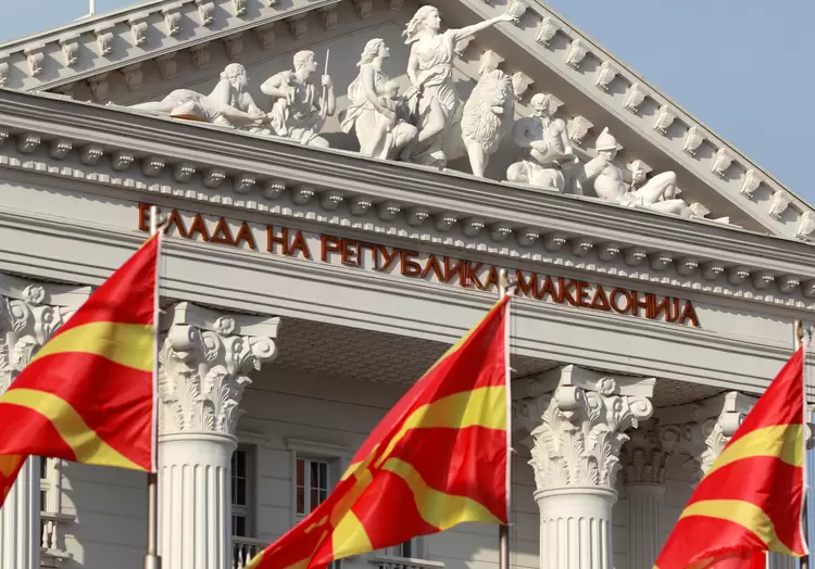 A Macedônia e a Grécia fizeram um acordo e decidiram que o país vai se chamar República da Macedônia do Norte (Ognen Teofilovski/Reuters)