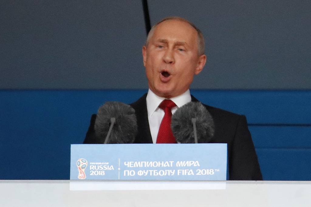 Putin prega "paz e entendimento mútuo" na abertura da Copa do Mundo