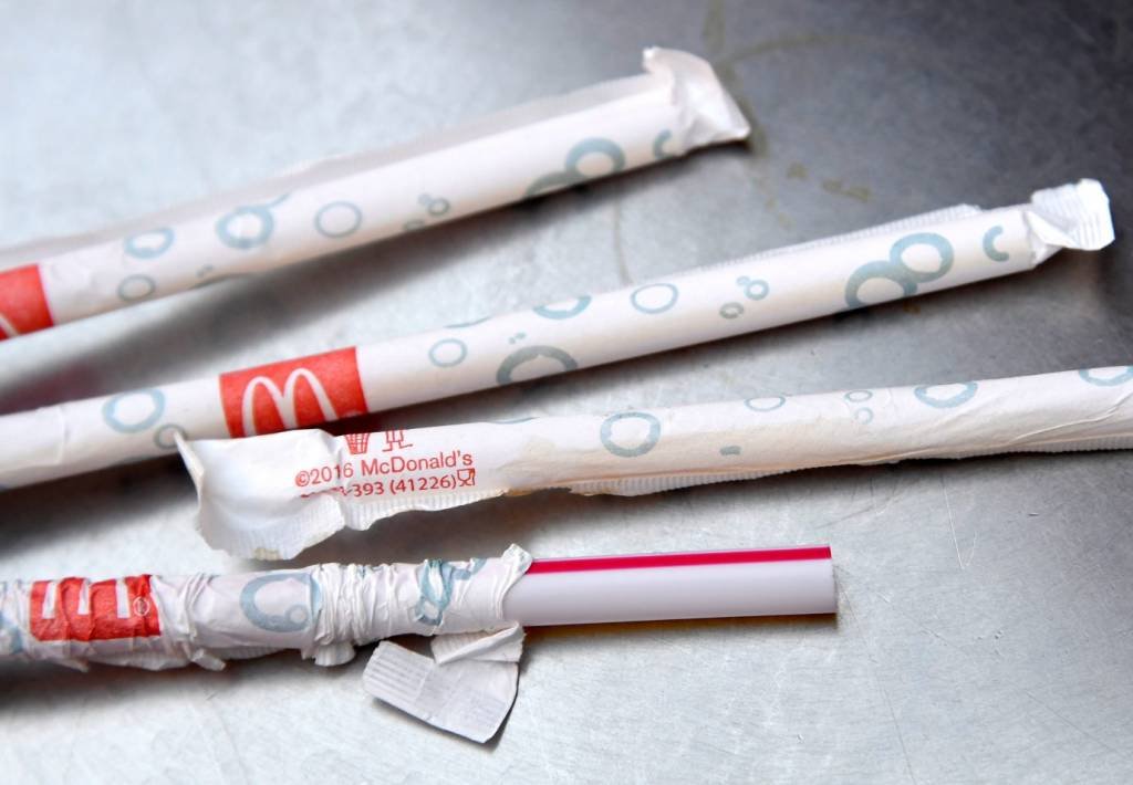 McDonald's vai usar canudos de papel no Reino Unido e Irlanda