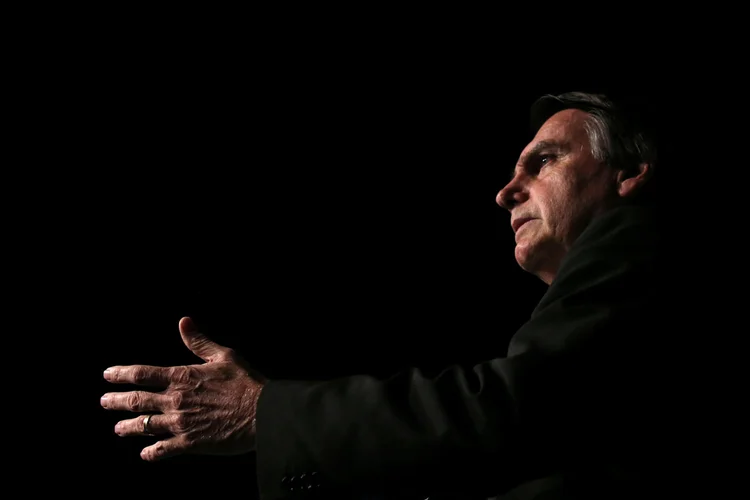 Imagem de arquivo: antes de deixar a sede do Bope, Bolsonaro ainda almoçou com integrantes do pelotão (Paulo Whitaker/Reuters)