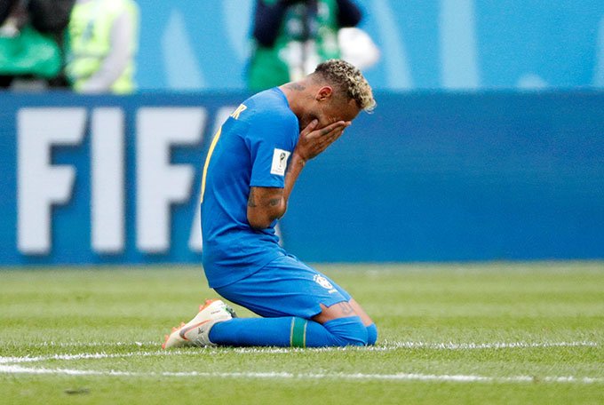 Choro é de alegria e superação, diz Neymar após gol e vitória do Brasil