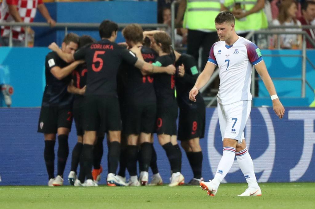 Croácia vence, confirma liderança do Grupo D e elimina a Islândia da Copa