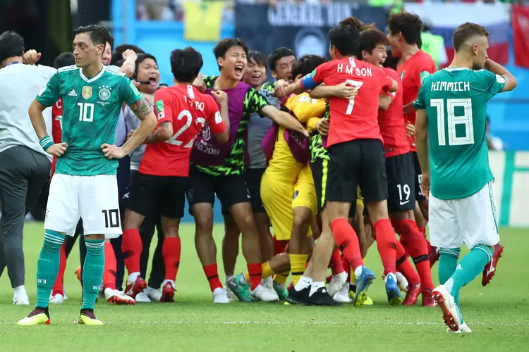 Alemanha se tornou a terceira seleção seguida a chegar a uma Copa na condição de atual campeã e ser eliminada logo na fase de grupos (Michael Dalder/Reuters)