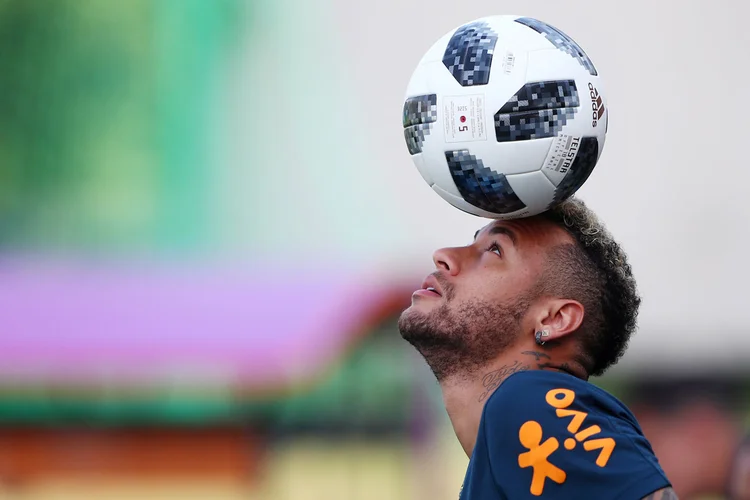 Neymar: segundo Fernandinho, a acusação não irá contaminar o clima na seleção (Hannah McKay/Reuters)