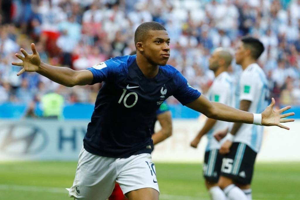 Kylian Mbappé, jogador da França: Nike vai estar presente na final, com camisas de França e Croácia (Michael Dalder/Reuters)