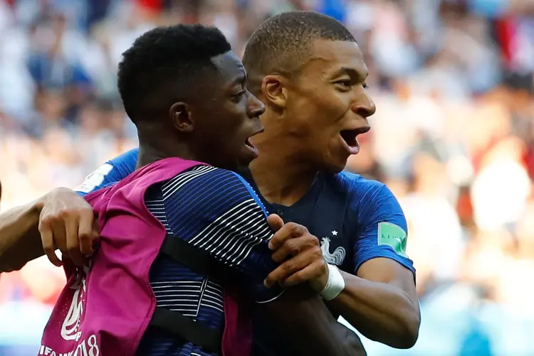 Mbappé e Dembele: "Nós estamos felizes, nós estamos nos sentimos bem" (Michael Dalder/Reuters)