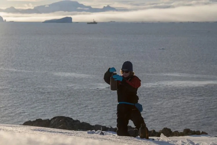 Antártica: outras pessoas realizaram a façanha, mas usaram veículos ou propulsores na travessia (Christian Aslund/ Greenpeace/Divulgação)