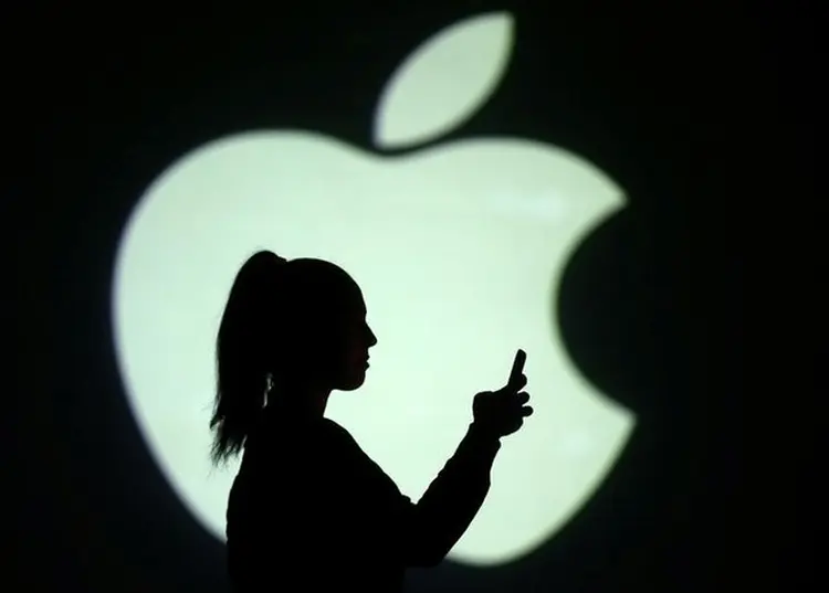Apple: o lucro líquido foi de 11,5 bilhões de dólares (Dado Ruvic/Illustration/Reuters)