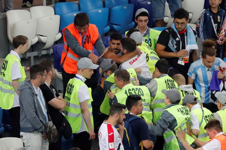 Polícia russa prende sete argentinos após briga em partida da Copa 2018