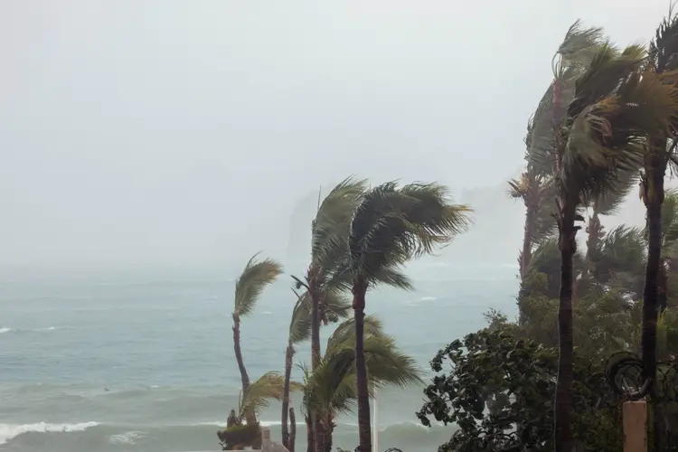 Costa mexicana: Carlotta se junta às tempestades Bud e Aletta na temporada de furacões no país (Fernando Castillo/Reuters)
