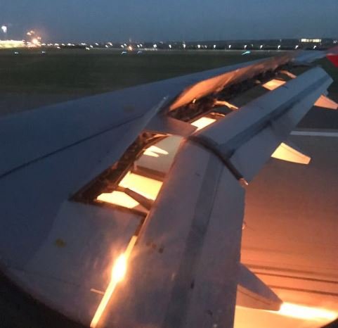 Avião que levava seleção da Arábia Saudita pega fogo; veja vídeo