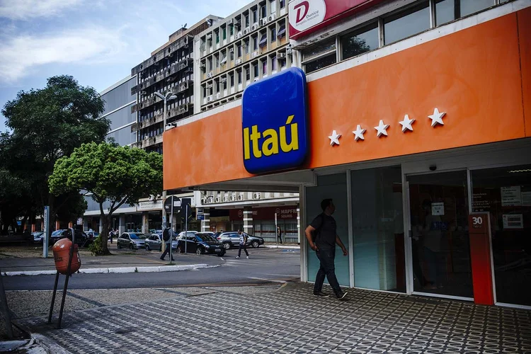 Itaú vai oferecer negociação de bitcoin e ether (Gustavo Gomes/Bloomberg/Bloomberg)