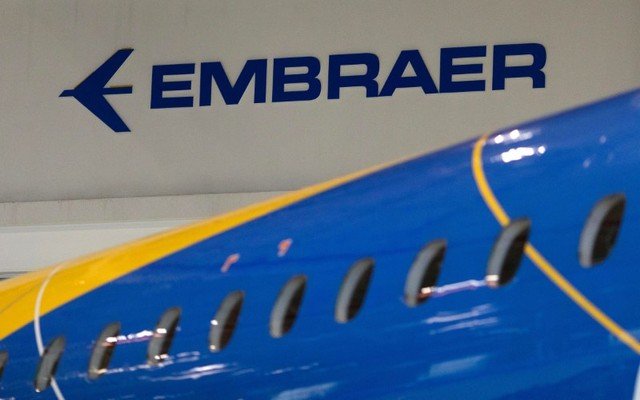 Embraer é intimada a se manifestar em ação contra fusão com a Boeing