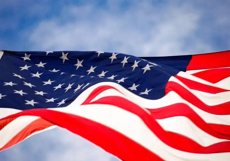 Bandeira dos EUA: PIB americano do segundo trimestre deve ficar em 8,5%, segundo estimativas do mercado (PxHere/Reprodução)