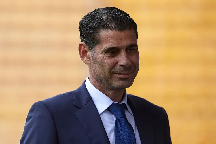 Fernando Hierro é o atual diretor geral esportivo da Real Federação Espanhola de Futebol (RFEF) (Manuel Queimadelos Alonso/Getty Images)