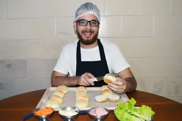 Frederico Amorim, da Mix Lanches: seu primeiro empreendimento foi aos doze anos de idade (Mix Lanches/Divulgação)