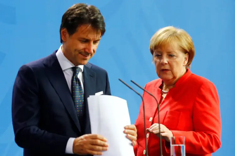 O ministro italiano defende uma política dura contra crise migratória (Hannibal Hanschke/Reuters)