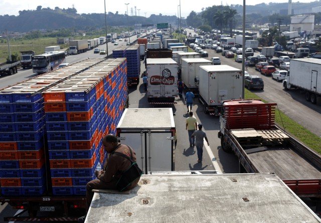 Temer sancionou três leis negociadas com caminhoneiros como forma de acabar com a greve da categoria em maio (Ricardo Moraes/Reuters)