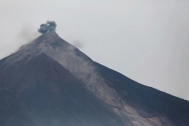 A erupção do Vulcão de Fogo deste domingo(3) foi a maior em mais de quatro décadas (Luis Echeverria/Reuters)