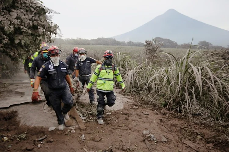 Guatemala: país sofre com erupção de vulcão e terremoto em menos de 24 horas (Luis Echeverria/Reuters)