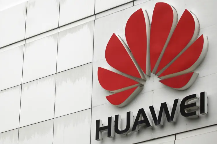 Austrália proibiu a empresa chinesa de telecomunicações Huawei de fornecer equipamentos para uma rede móvel 5G (Tyrone Siu/Reuters)