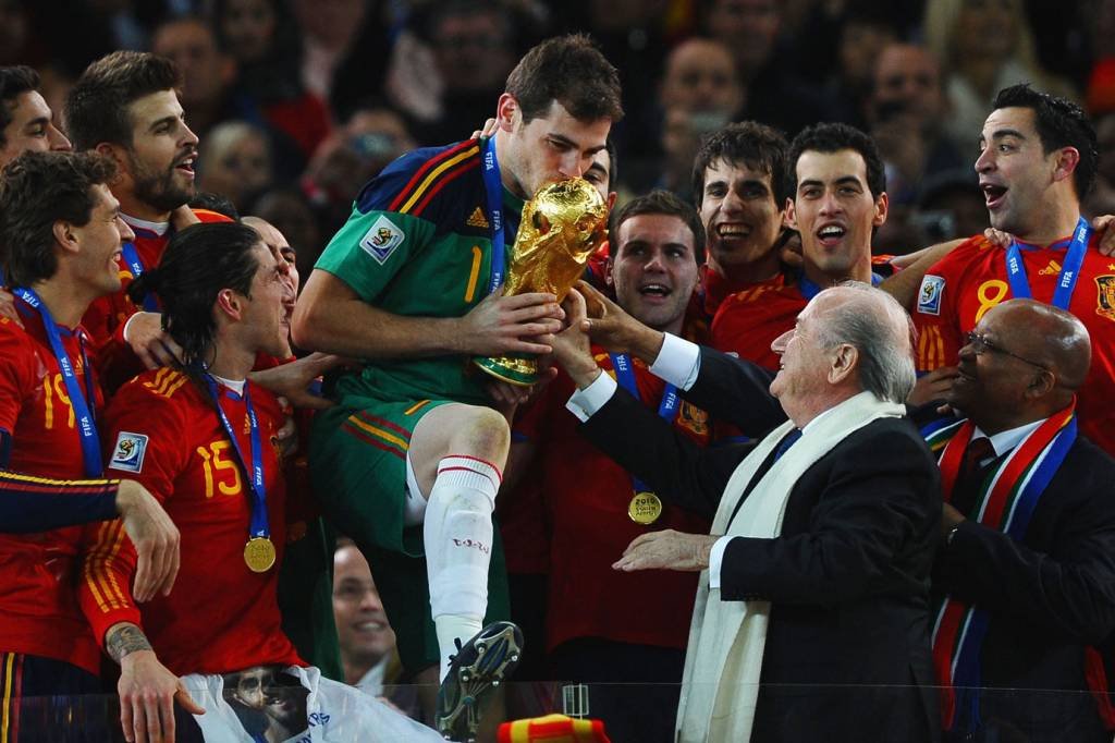 Casillas vai carregar taça na cerimônia de abertura da Copa do Mundo