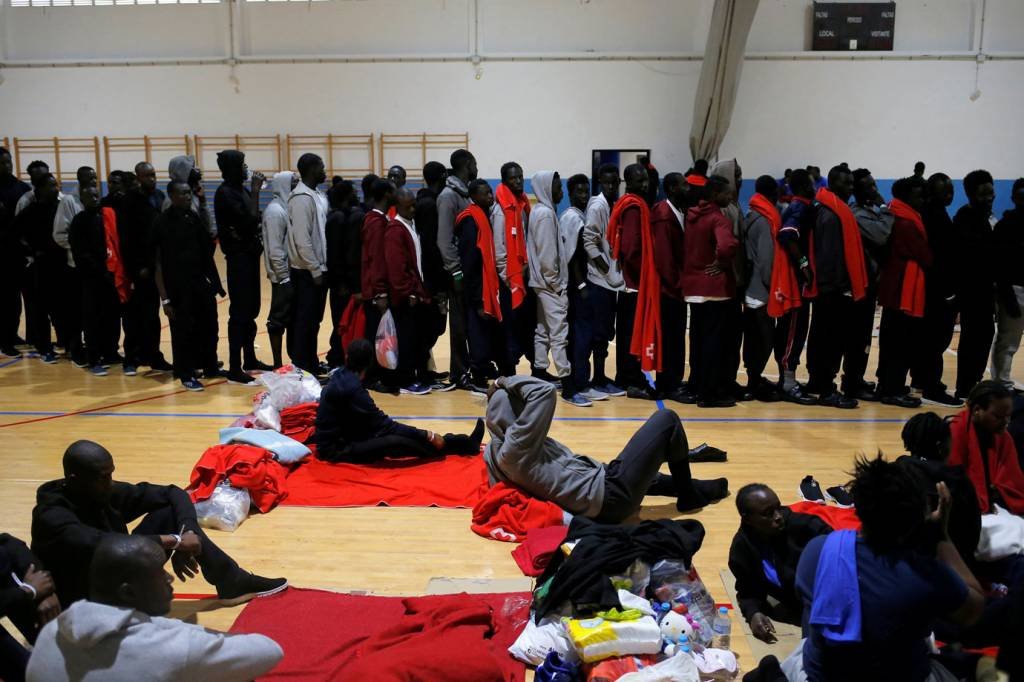 Agências da ONU recebem com cautela acordo da UE sobre imigração