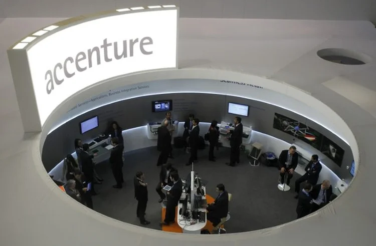 Accenture: mais de 3 bilhões de dólares foram gastos nos últimos três anos para impulsionar serviços digitais e competir com Cognizant e IBM (Albert Gea/Reuters)