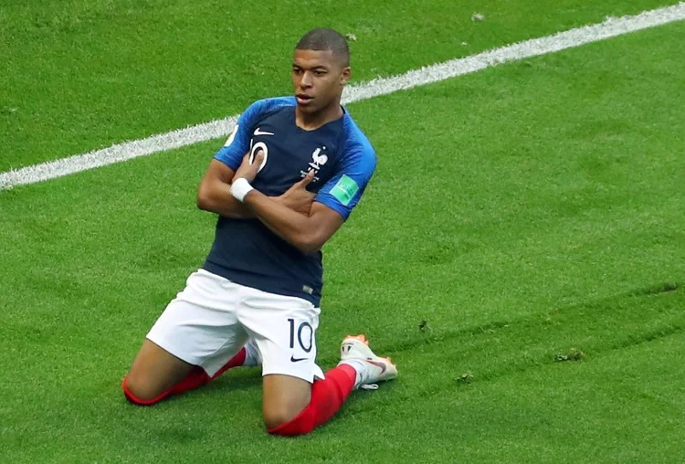 Atacante francês Kylian Mbappé: futebol local espera lucros após Copa (Reuters/Reuters)