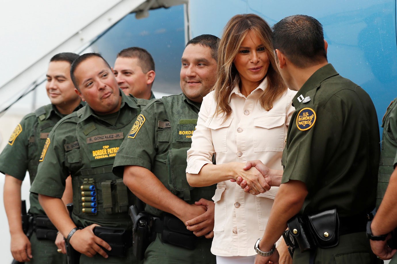 Melania Trump visita fronteira com o México