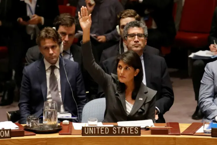 A embaixadora dos EUA na ONU, Nikki Haley: país anunciou a saída do Conselho de Direitos Humanos da entidade (Shannon Stapleton/Reuters)