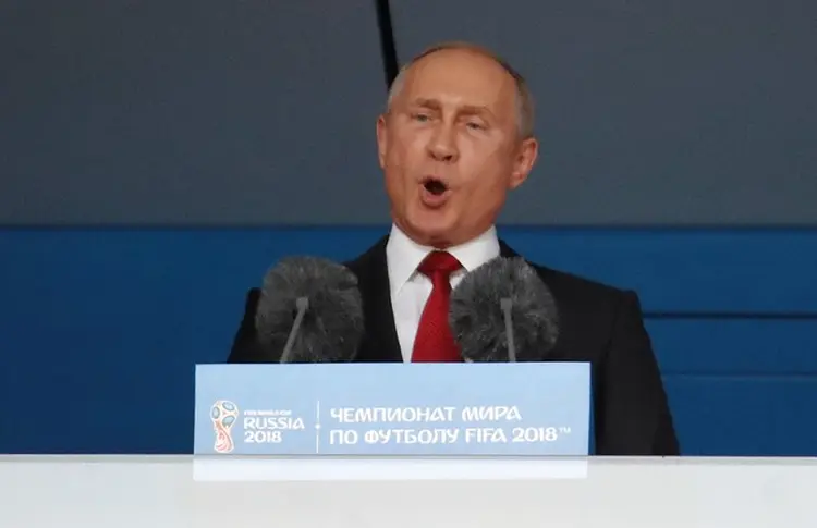 Putin: grandes líderes do Ocidente preferiram, como era esperado, assistir a abertura pela TV para não prestigiar Putin