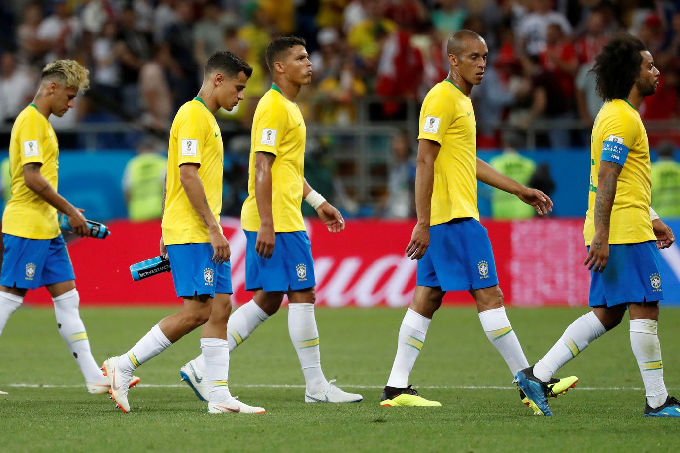 Seleção brasileira durante partida contra a Suíça na Copa do Mundo 2018